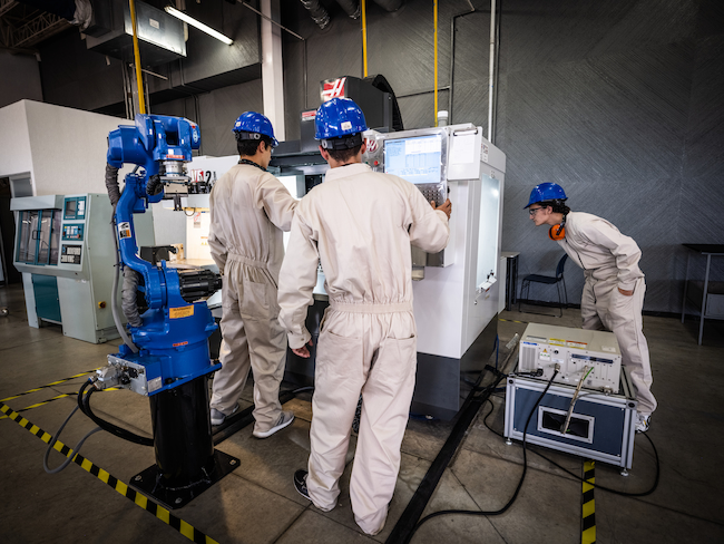 alumnos de mecatronica de la anahuac