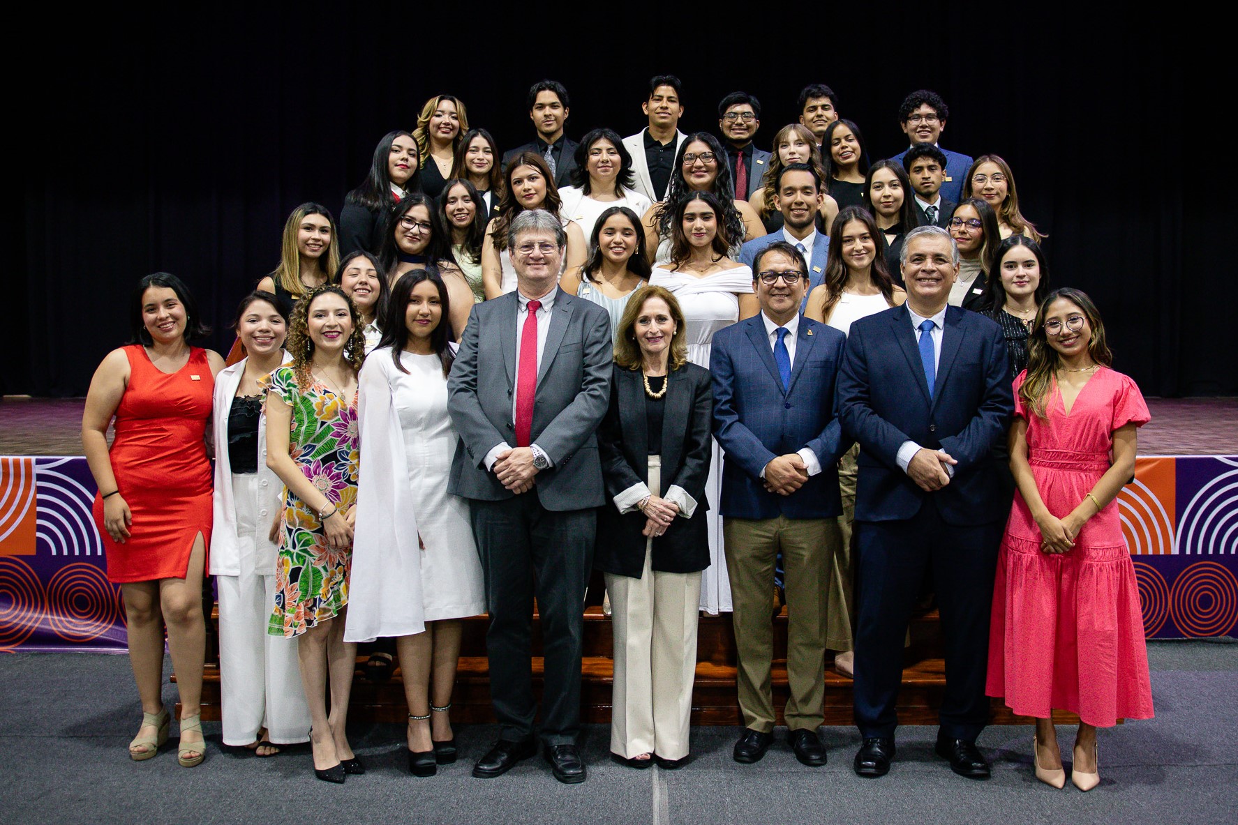 Presidentes de todas las mesas directivas.