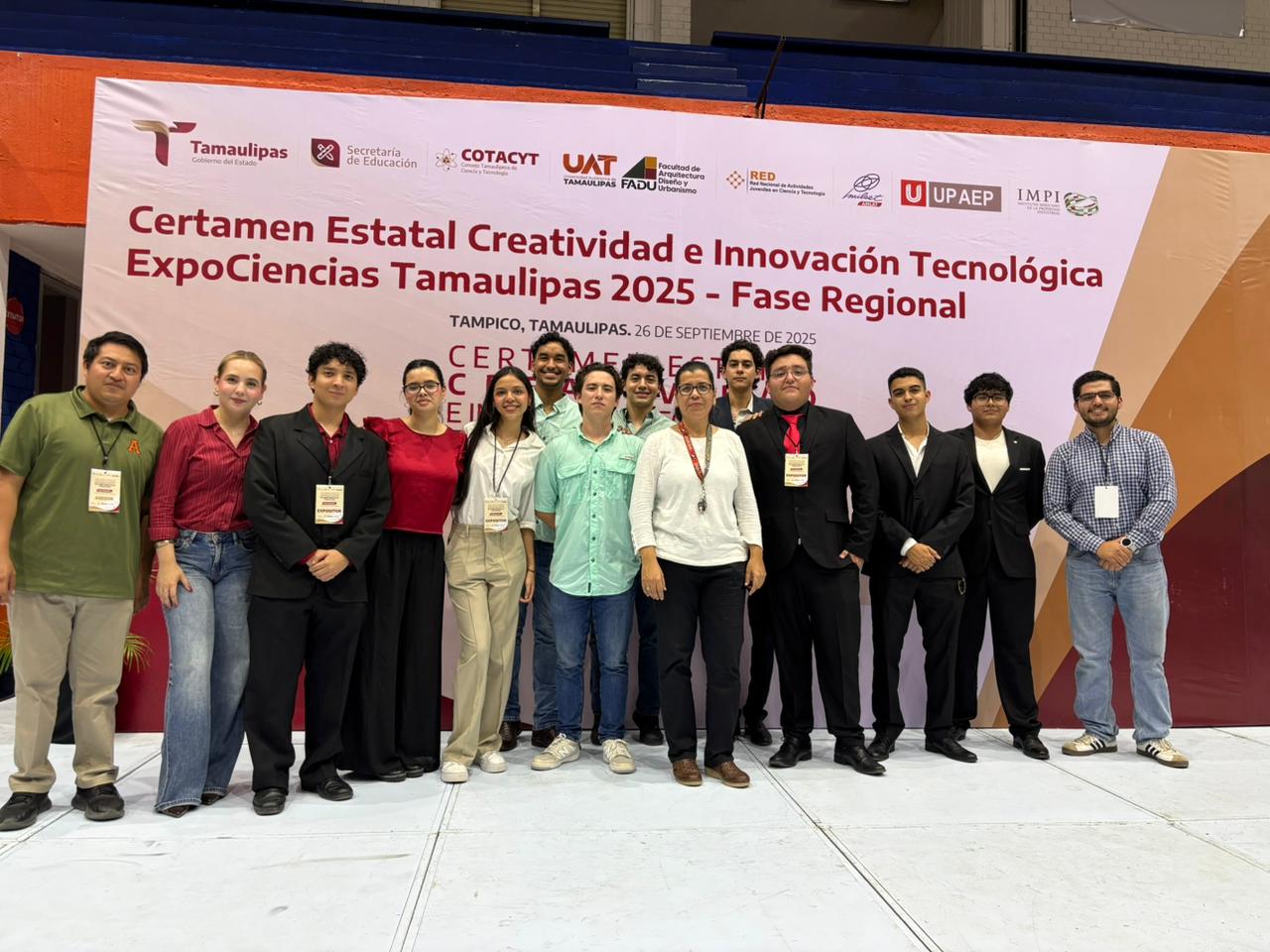 Alumnos participantes en COTACYT