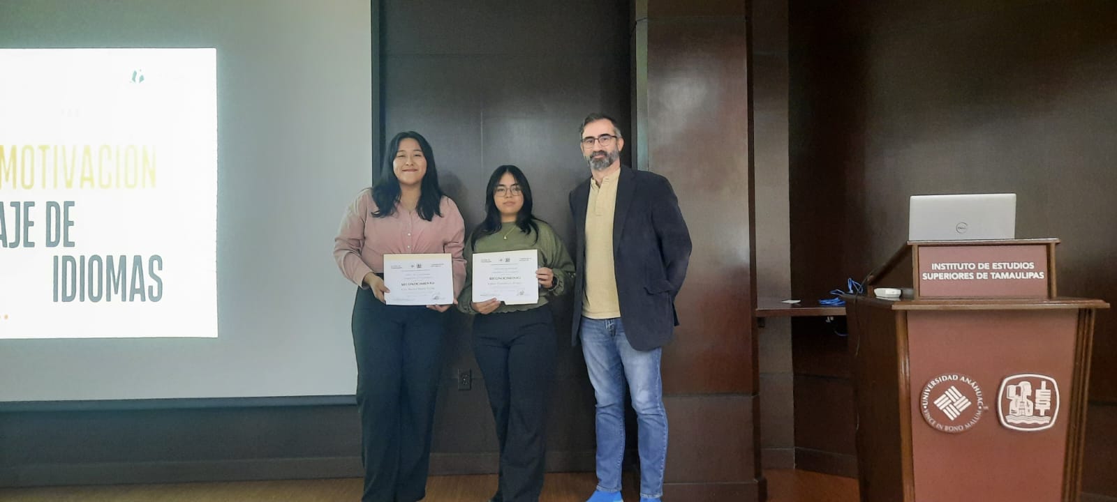 Lic. Idiomas