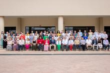 Foto de grupo de los participantes en el Seminario de Estrategia y Desarrollo.