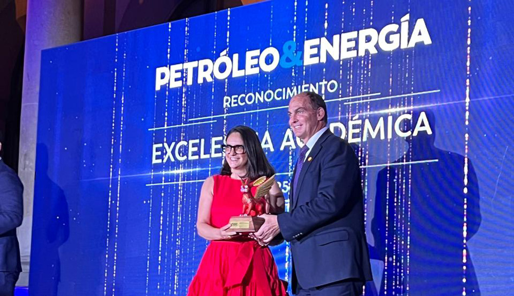 P&E reconoce la excelencia académica de la Licenciatura en Responsabilidad Social y Sustentabilidad