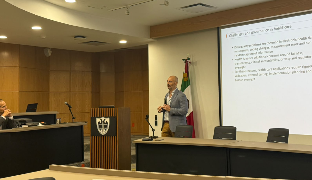 El Dr. Francesco Paolucci aborda el tema de la digitalización y la IA como motores del cambio