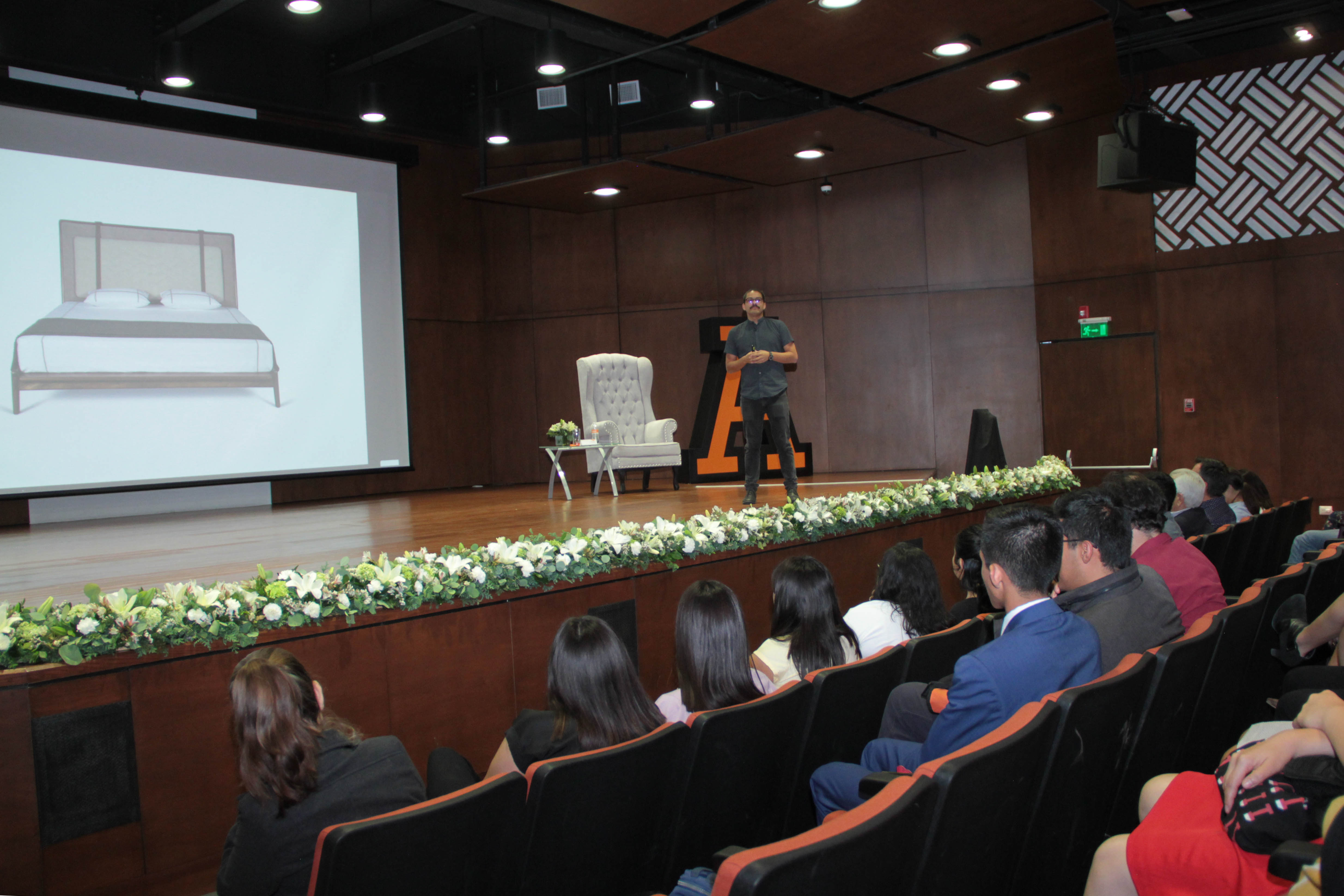 Escuela de Arquitectura y Diseño presenta a Juskani Alonso en su Cátedra Prima