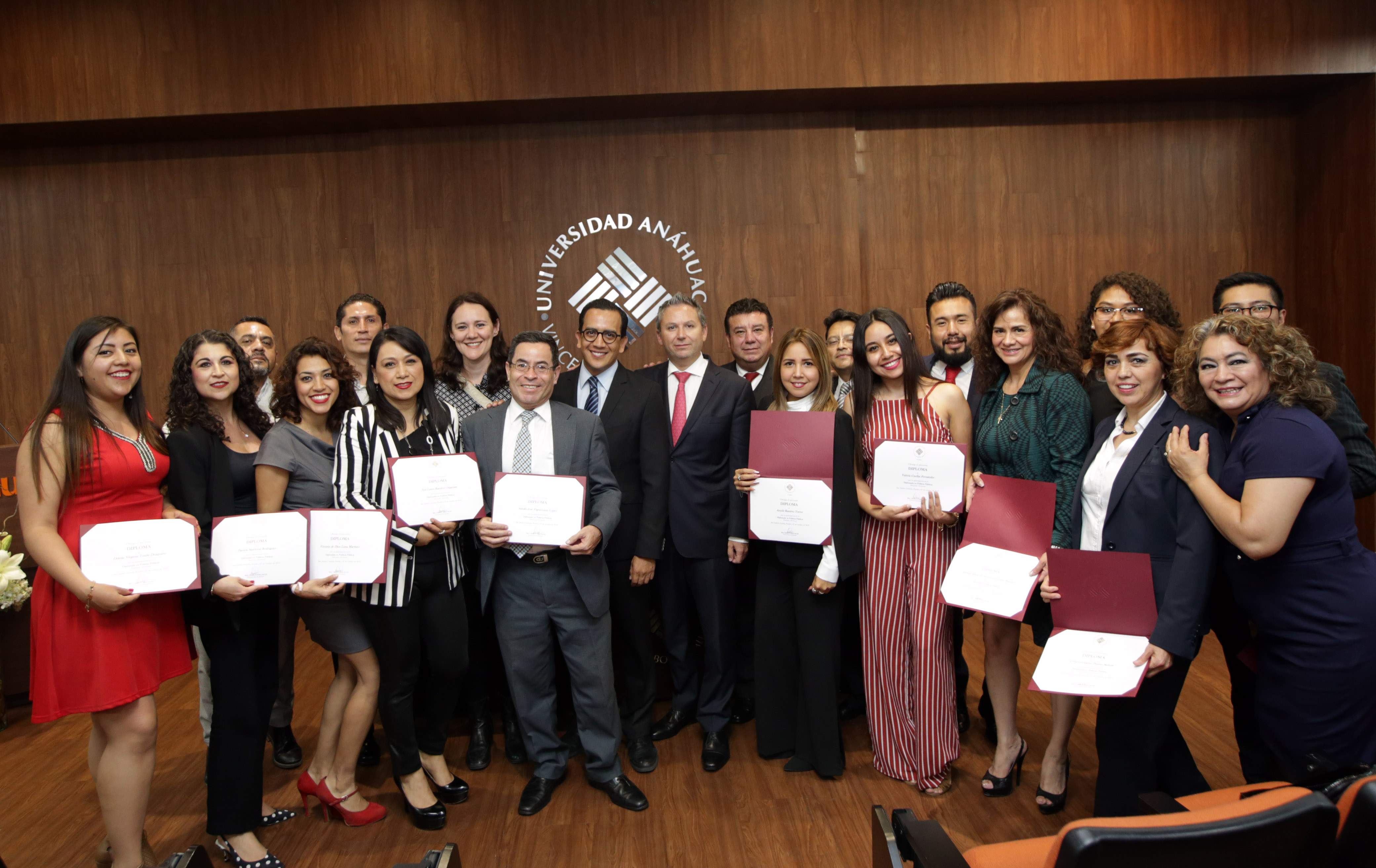 Auditoría Puebla y Universidad Anáhuac concluyen Diplomado en Políticas Públicas