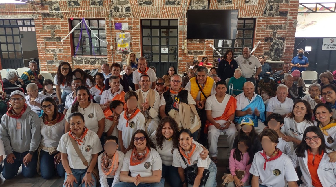 Misiones Urbanas de la Anáhuac activa jornada de voluntariado en hospitales y asilos