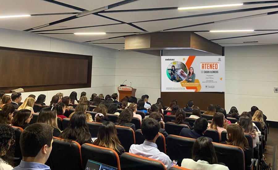 La Escuela de Psicología lleva a cabo el Ateneo Clínico.
