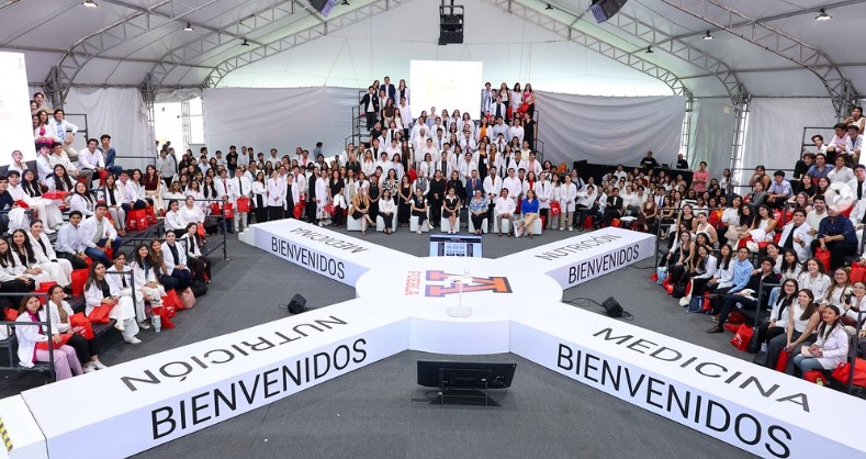 Día del Médico: Celebrar la vocación de servir y formar líderes en salud
