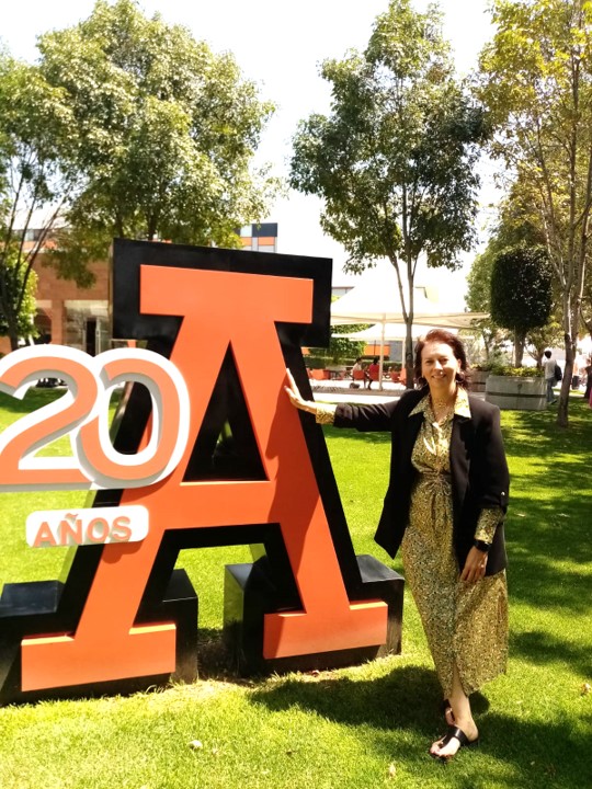 Marta Torres destacada docente internacional de España presente en el verano 2023 de la Anáhuac Puebla