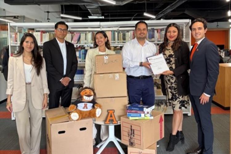 DONACIÓN-DE-LIBROS