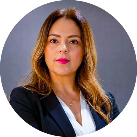 Mtra. Luz María Claricia Medina Padilla