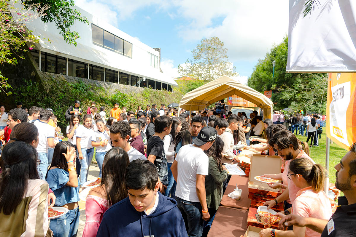18 / 28 - Los alumnos Anáhuac contagian de entusiasmo el Campus Visit 18 / 28 - Los alumnos Anáhuac contagian de entusiasmo el Campus Visit