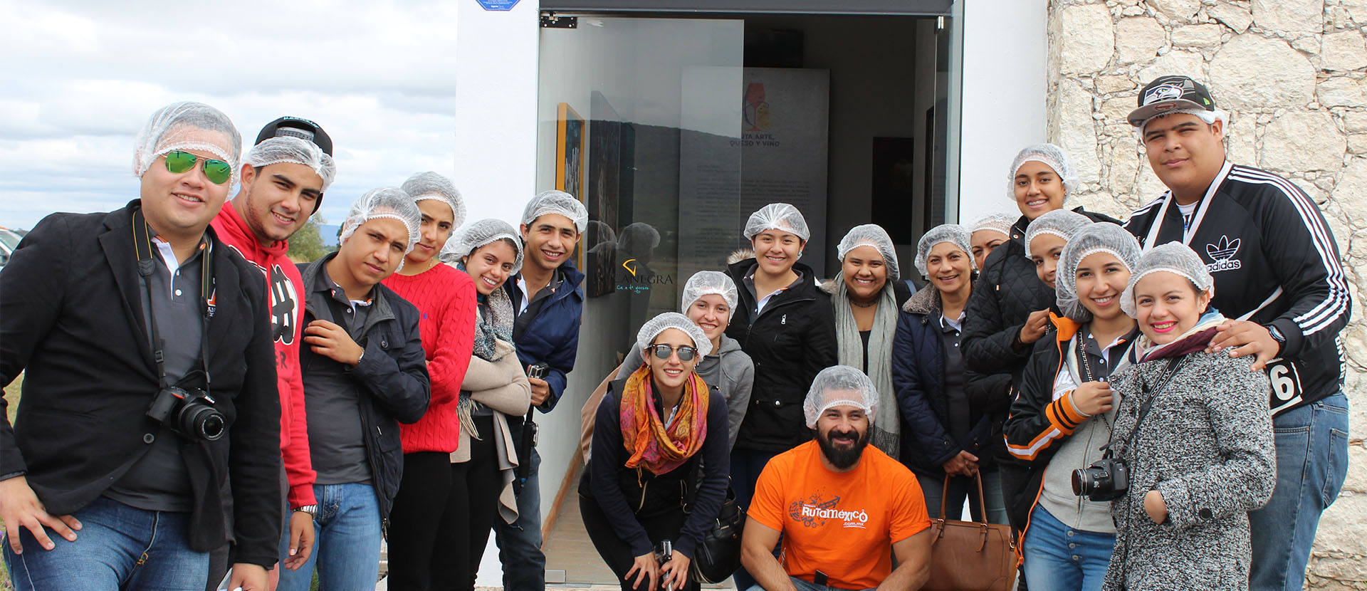 Alumnos de Economía y Negocios viajaron a Querétaro