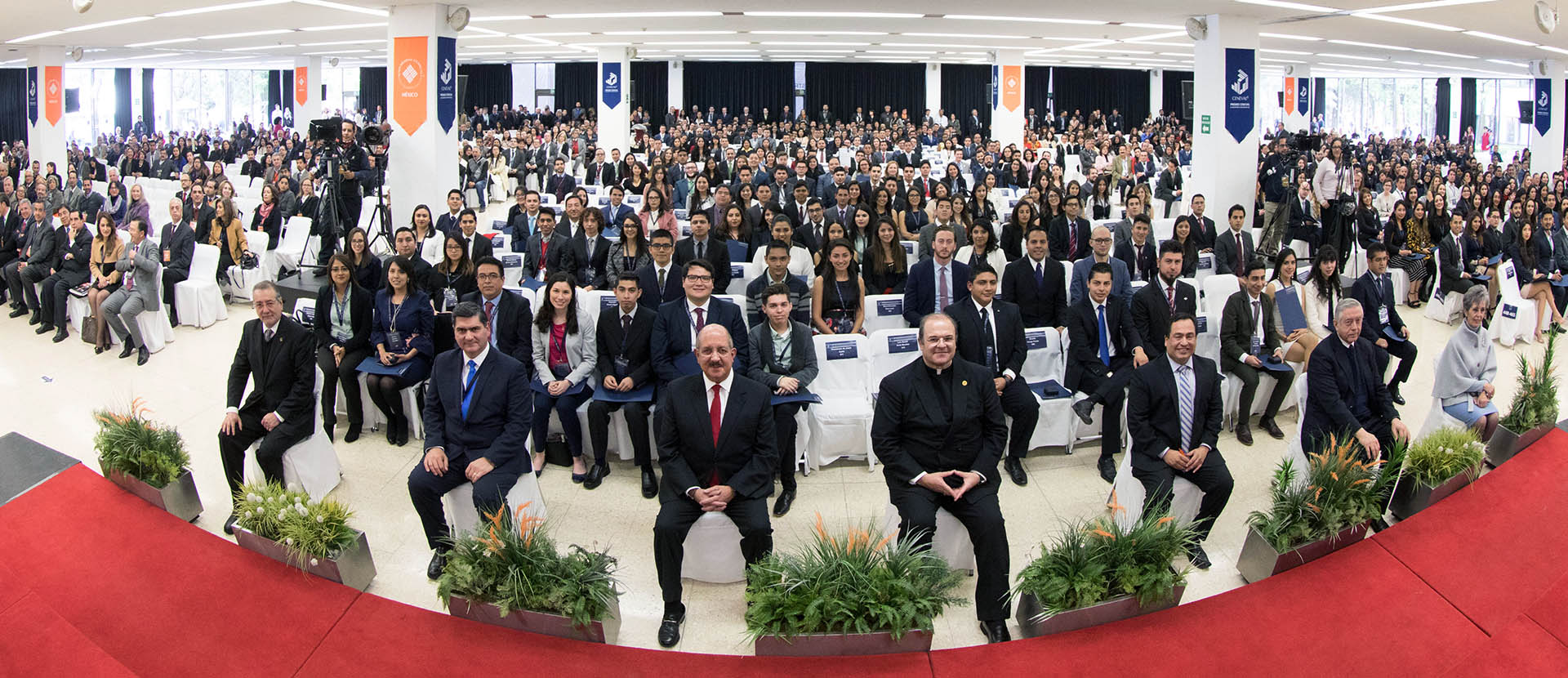 64 Alumnos de la Red Anáhuac reciben Premio CENEVAL EGEL a la Excelencia