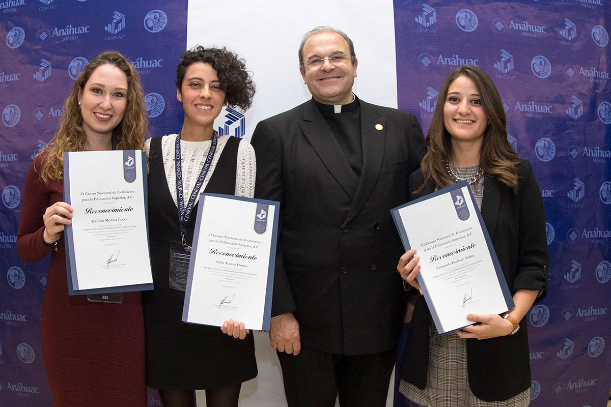 9 / 11 - 64 Alumnos de la Red Anáhuac reciben Premio CENEVAL EGEL a la Excelencia