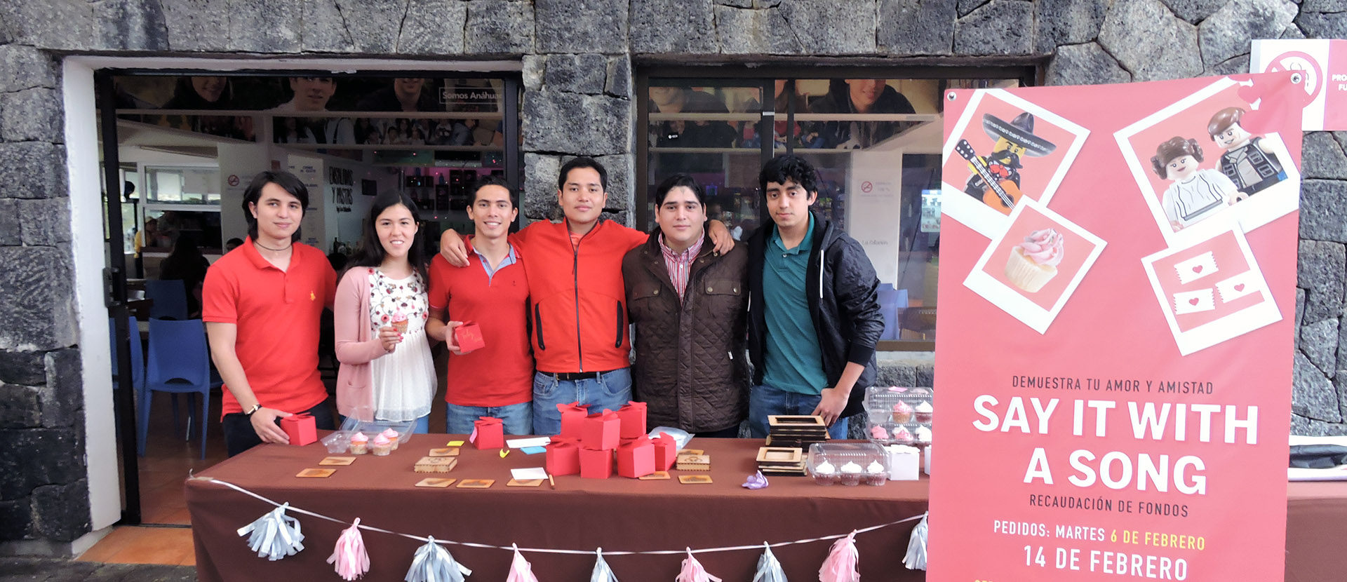 Grupos Estudiantiles en el Día del Amor y la Amistad