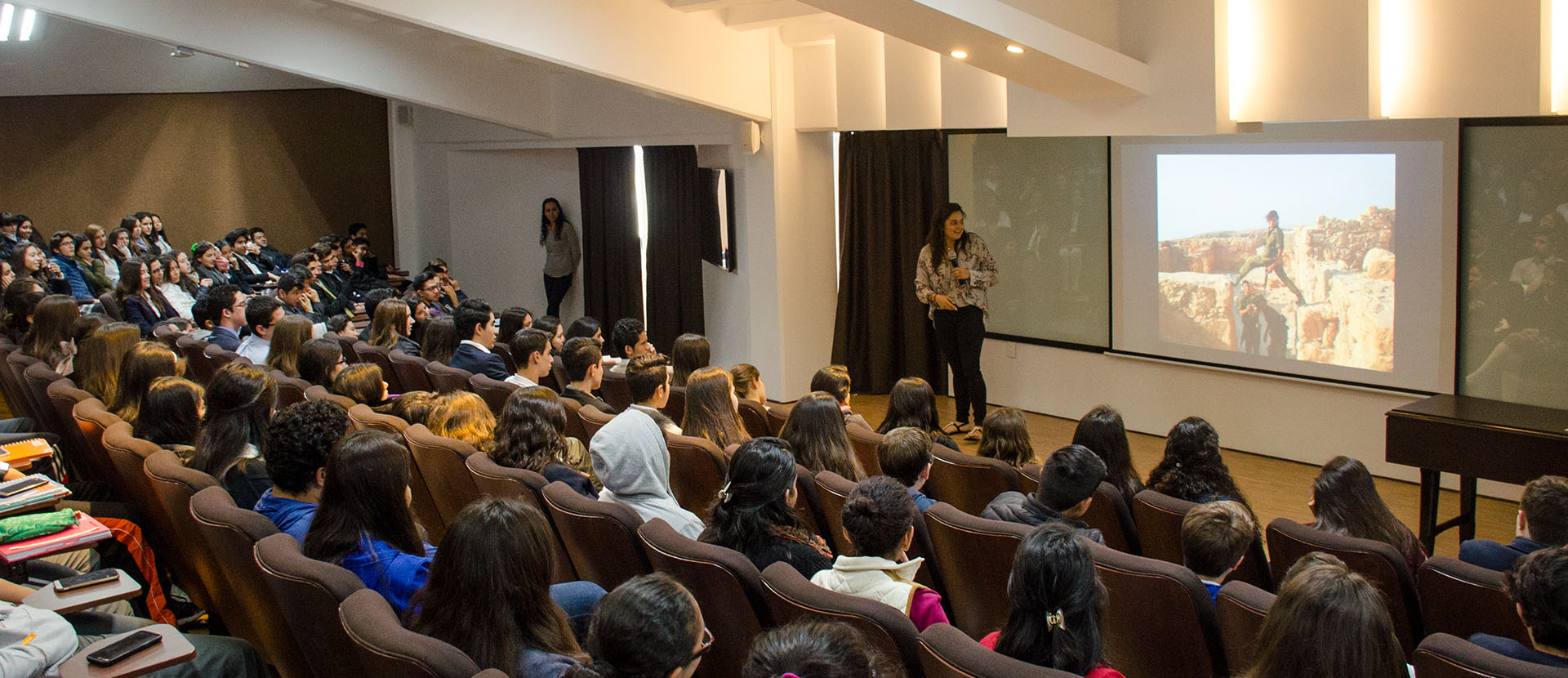 El descubrimiento de un Dios Vivo: Testimonio de una Conversión