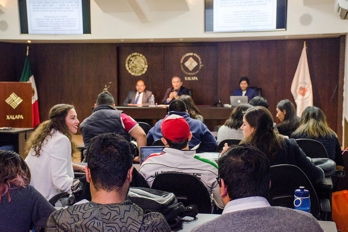 4 / 4 - Tratados y Contratos Internacionales 4 / 4 - Tratados y Contratos Internacionales