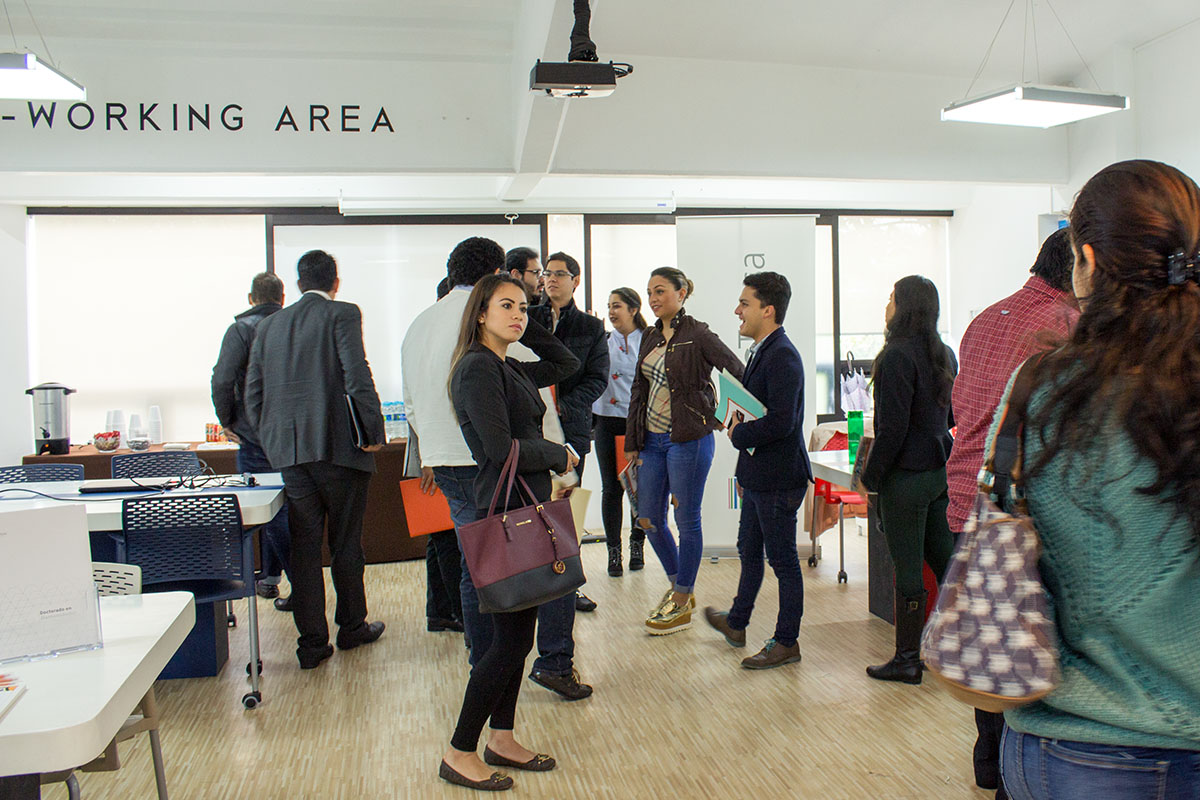 5 / 8 - II Jornada Laboral Anáhuac 5 / 8 - II Jornada Laboral Anáhuac