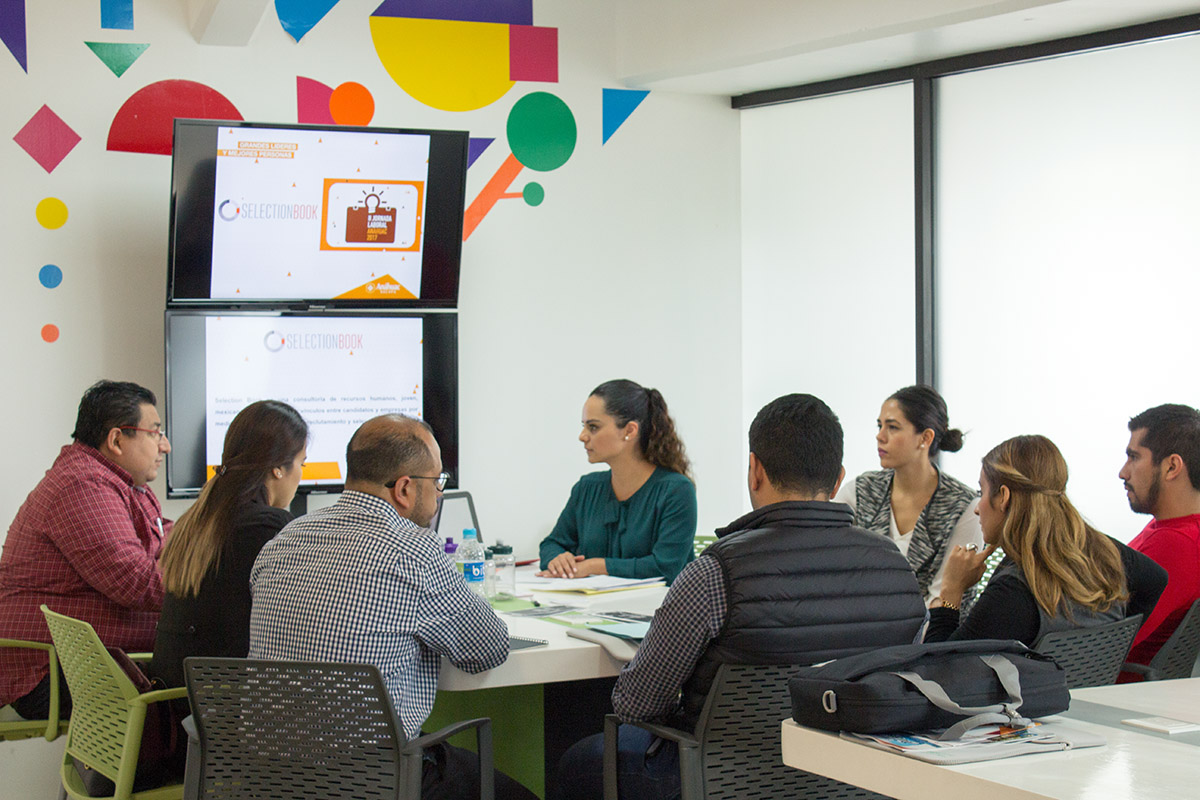 8 / 8 - II Jornada Laboral Anáhuac 8 / 8 - II Jornada Laboral Anáhuac