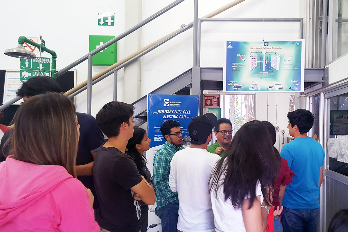 3 / 6 - La Escuela de Ingeniería realizó viaje a Cuernavaca y Querétaro