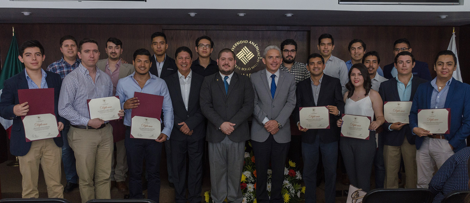 Clausura de Diplomados Sector Empresarial, Logístico y de Entretenimiento