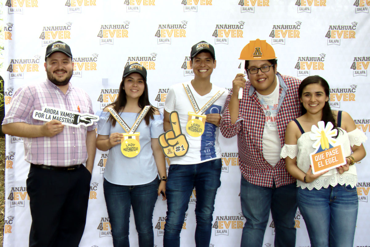 10 / 16 - La Universidad Anáhuac Xalapa despide a la Generación 2017 10 / 16 - La Universidad Anáhuac Xalapa despide a la Generación 2017