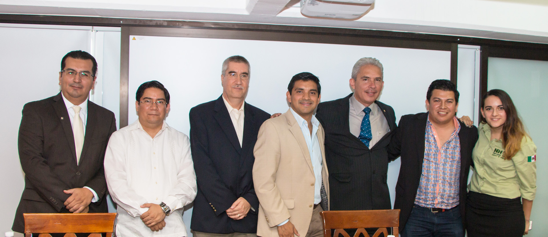 Firma de convenio con NH Mercado Global, líder empresarial en Veracruz