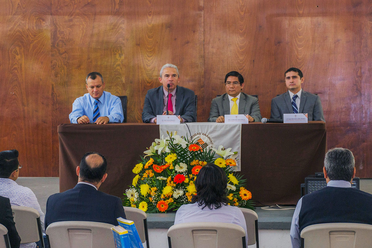 1 / 12 - Feria del Libro: E²AX Exhibición Editorial Anáhuac Xalapa 1 / 12 - Feria del Libro: E²AX Exhibición Editorial Anáhuac Xalapa