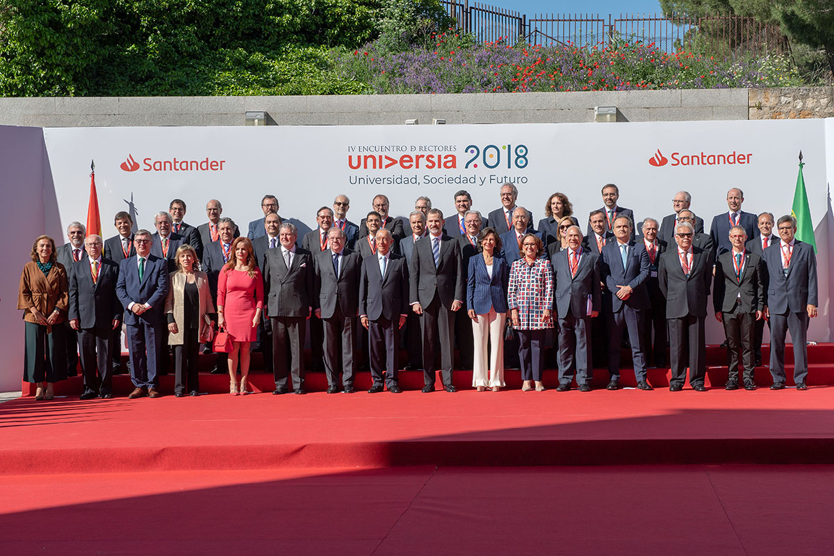 4 / 5 - IV Encuentro Internacional de Rectores Universia
