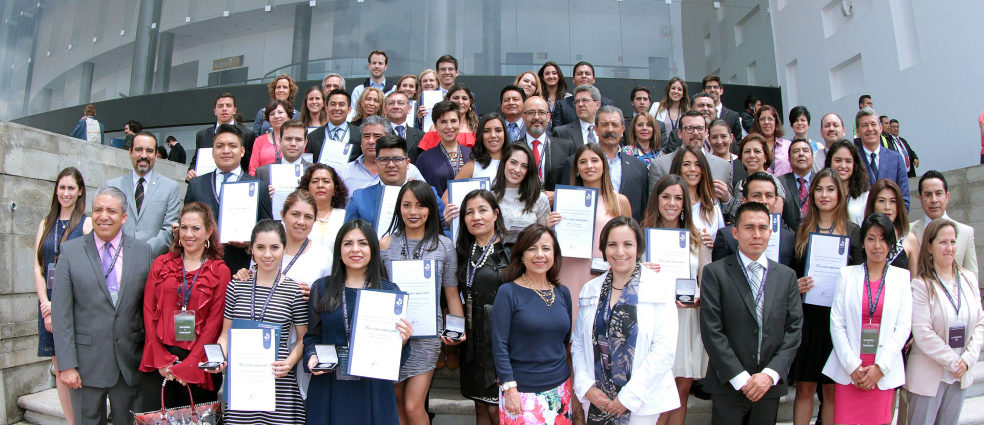Red de Universidades Anáhuac en el TOP-3 nacional de Premios CENEVAL