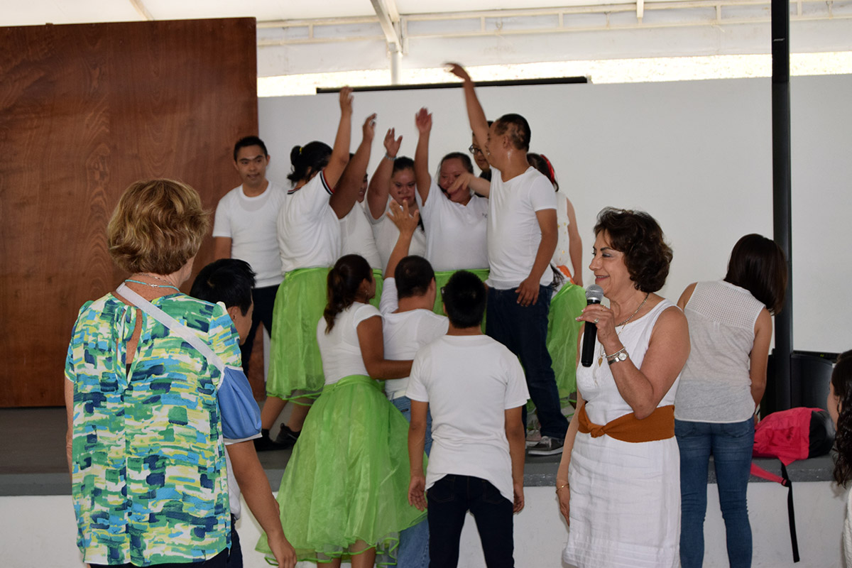 15 / 16 - Visita del Instituto Down de Xalapa