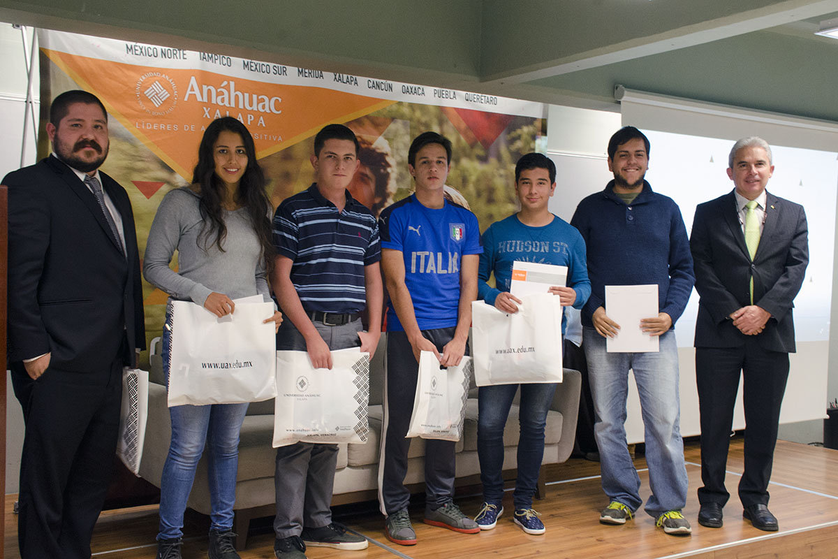 5 / 9 - Entrega de Cartas de Admisión