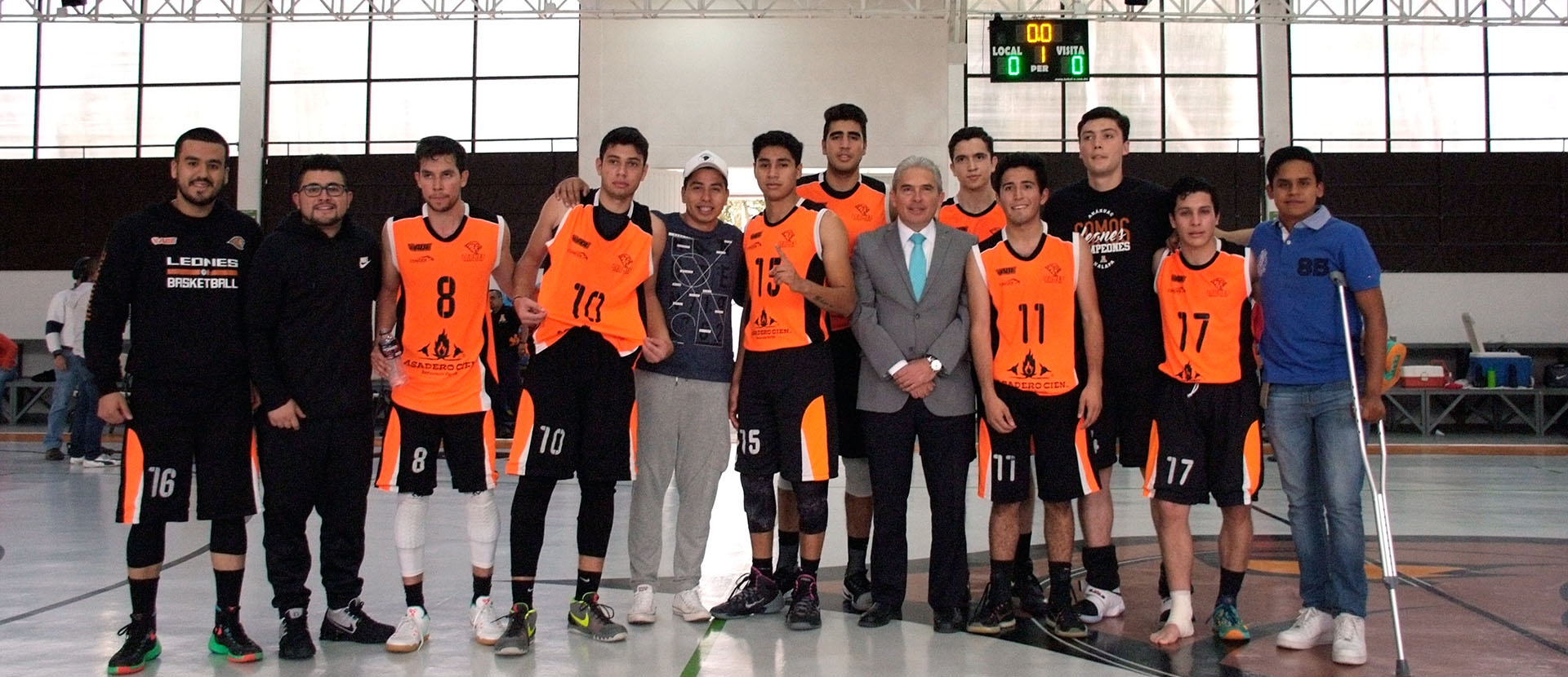 Con garra y corazón, Leones vencen a la Ibero