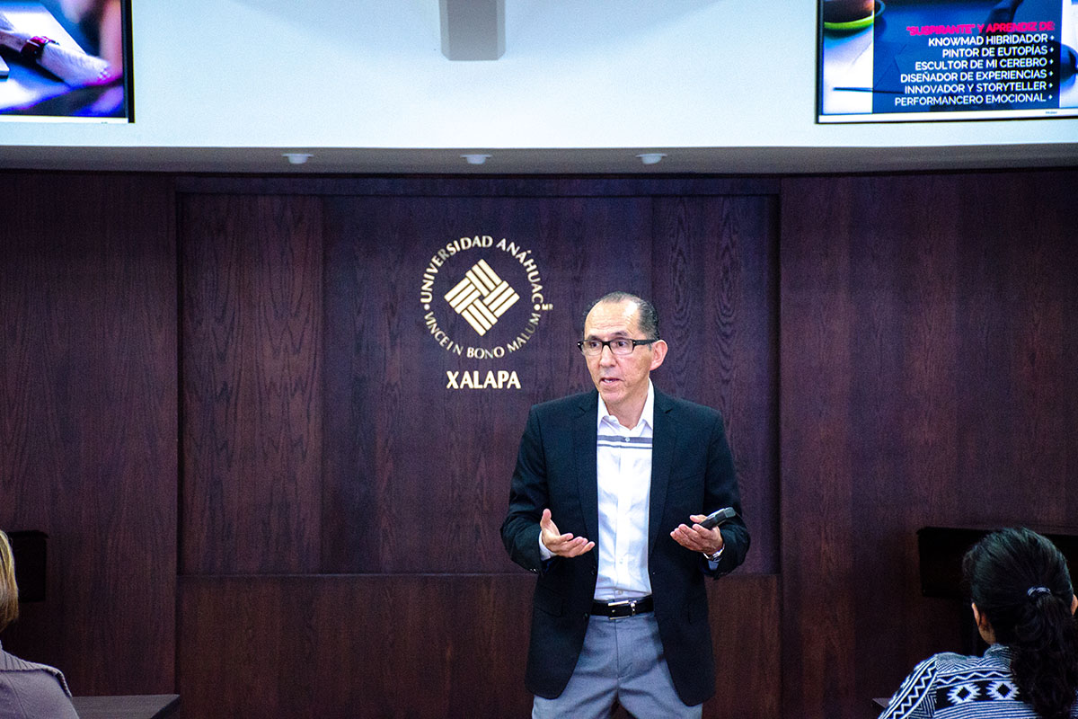 1 / 3 - Aprovechar el talento de nuestros Jóvenes Universitarios 1 / 3 - Aprovechar el talento de nuestros Jóvenes Universitarios