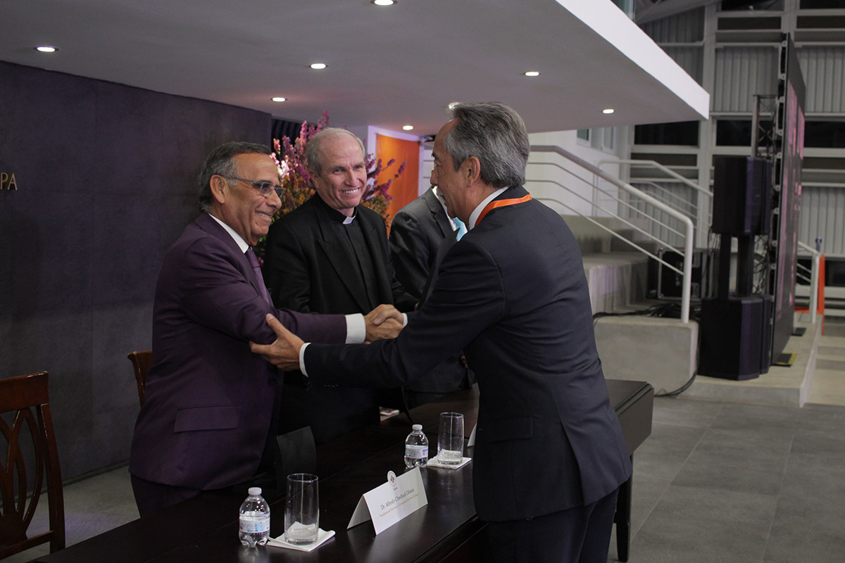 10 / 23 - La Universidad Anáhuac Xalapa celebra 25 años de historia
