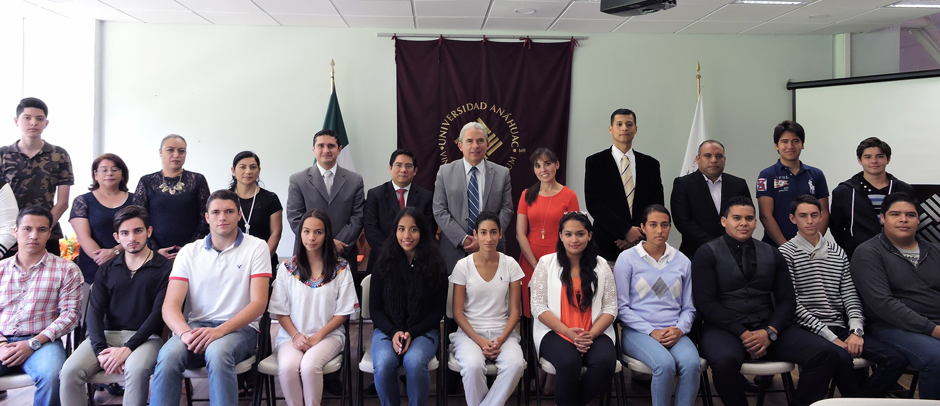 Se firma convenio con Rotoplas, empresa internacional de origen mexicano