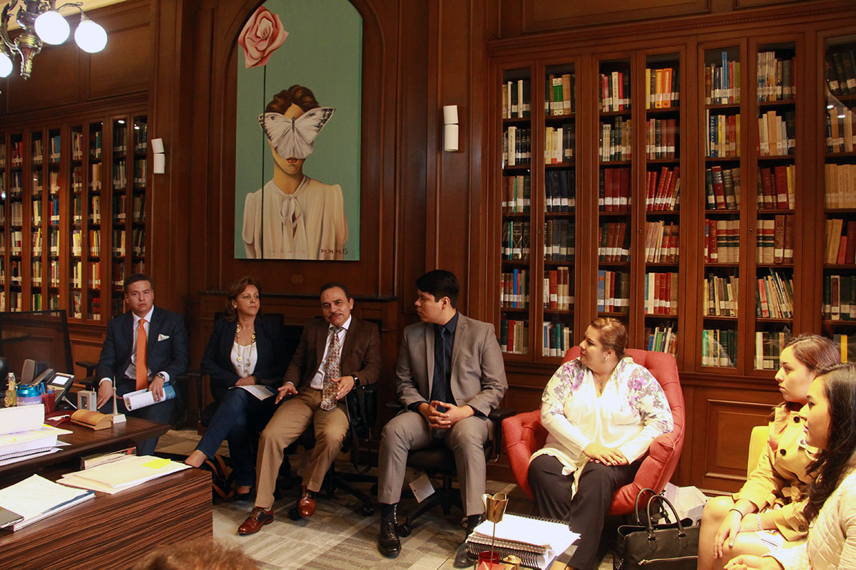 4 / 20 - Viaje académico a Bogotá Colombia 4 / 20 - Viaje académico a Bogotá Colombia