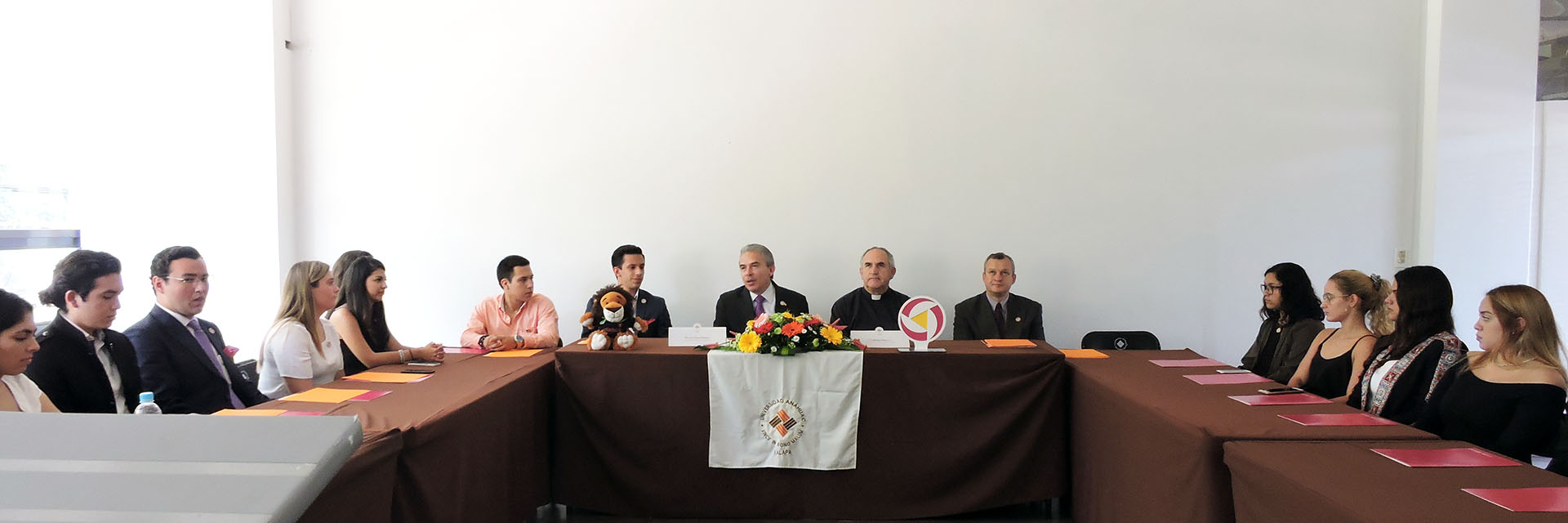 Ceremonia de entrega de Insignias Vértice
