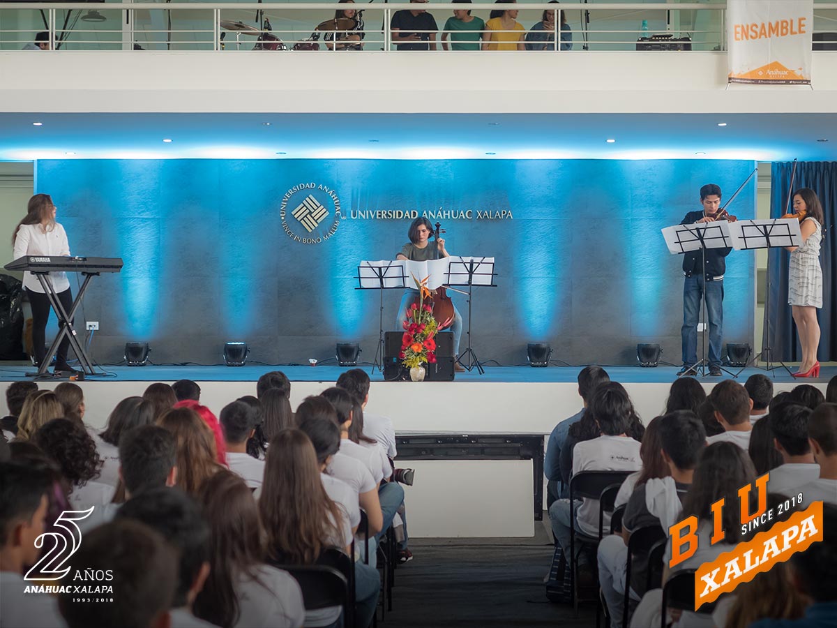 15 / 134 - Bienvenida Integral Universitaria 2018 15 / 134 - Bienvenida Integral Universitaria 2018