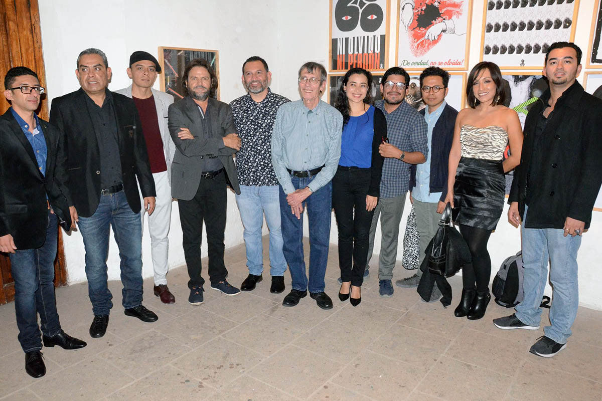 3 / 5 - Diseñadores a nivel nacional en la Expo Colectiva. 3 / 5 - Diseñadores a nivel nacional en la Expo Colectiva.