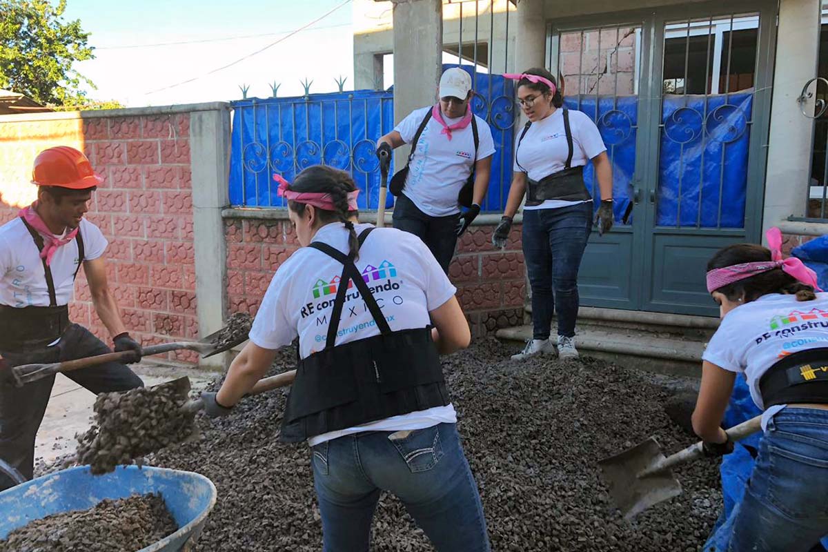 3 / 8 - Esfuerzo y gran energía de todos los voluntarios.