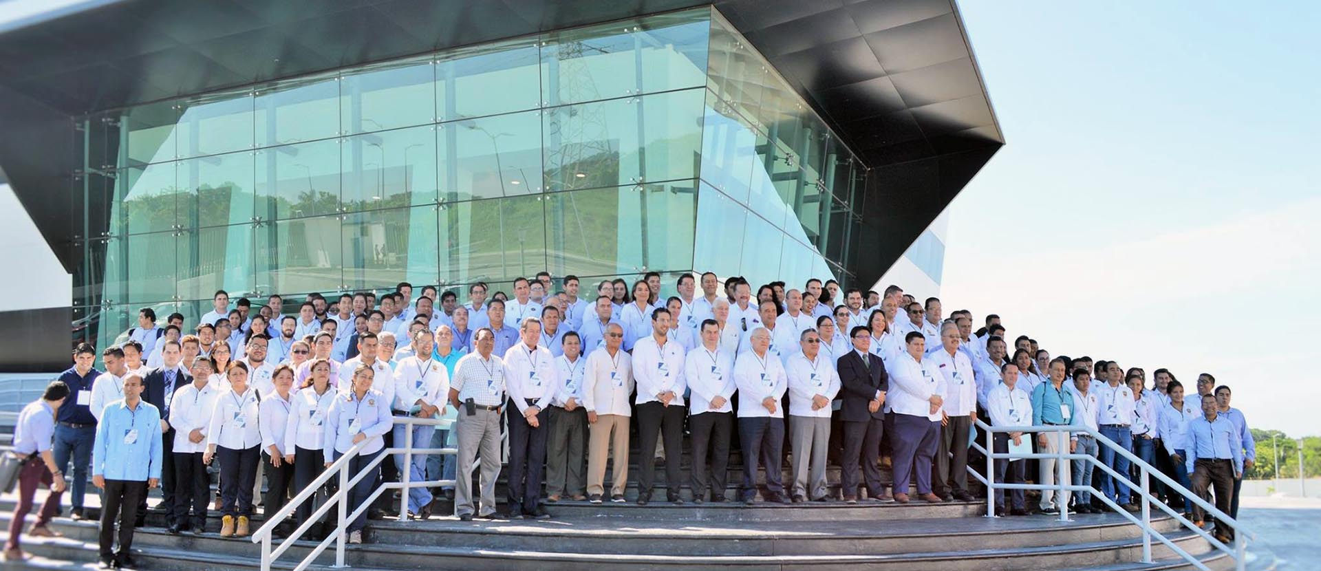 Primera Cumbre Internacional de la Ingeniería: Ingeniator 2018