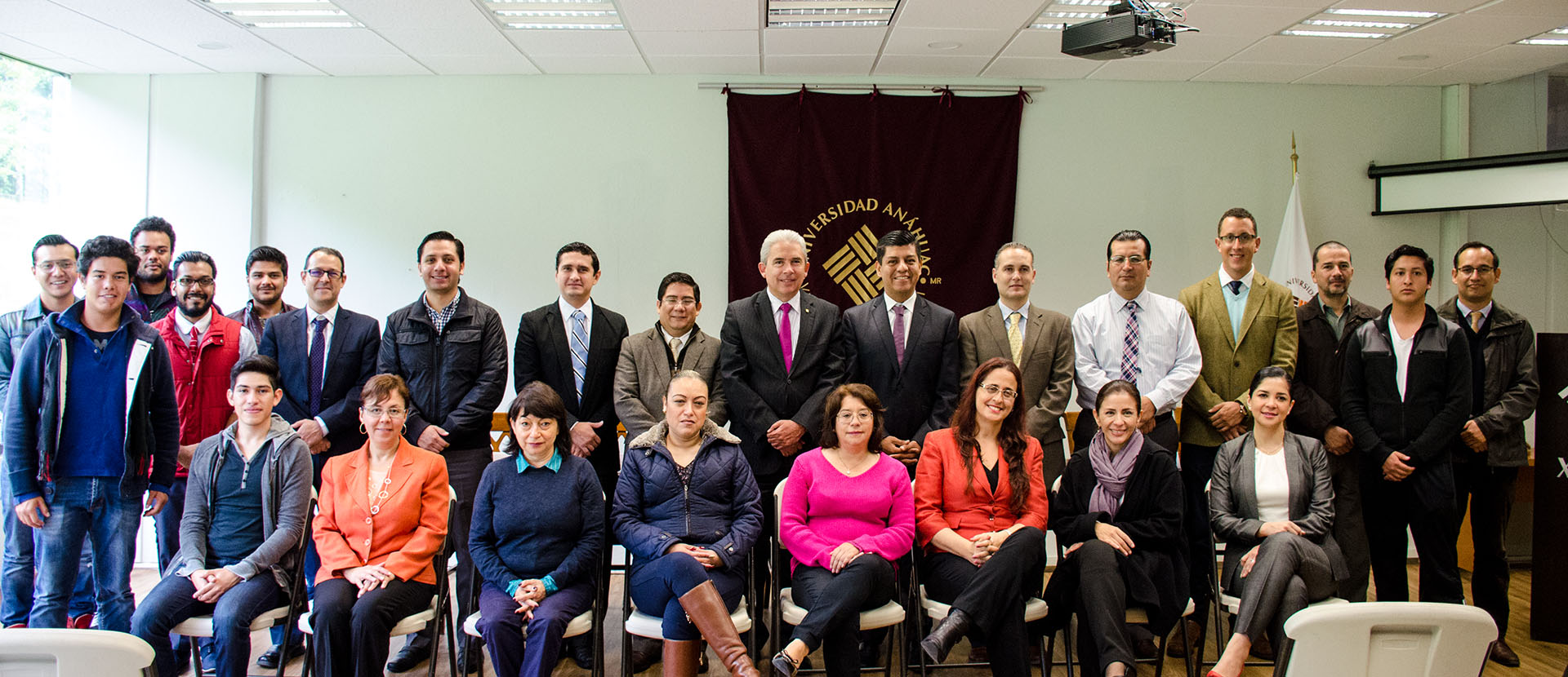 Firma de convenio con el COLVER