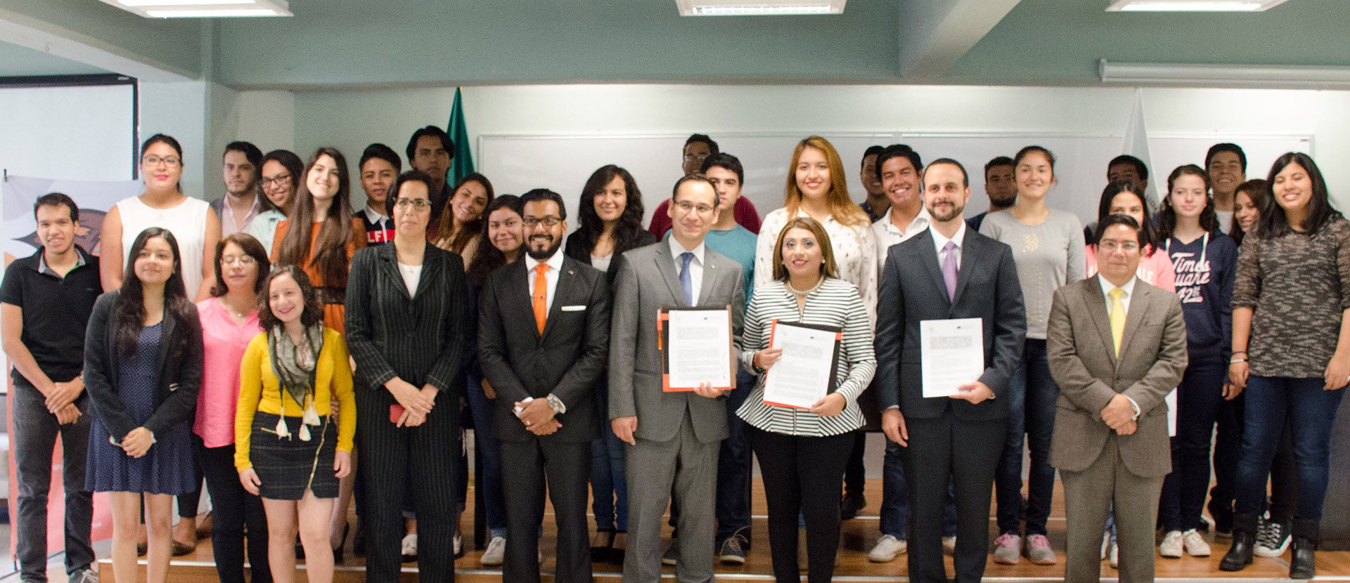 Firma de convenio con la CEAPP