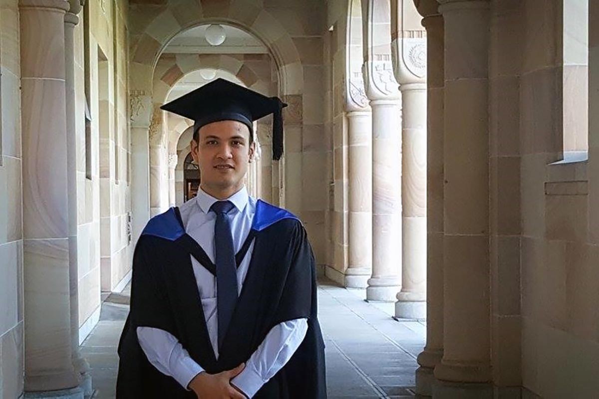 1 / 5 - Egresado de Negocios Internacionales se gradúa de la Universidad de Queensland, Australia 1 / 5 - Egresado de Negocios Internacionales se gradúa de la Universidad de Queensland, Australia