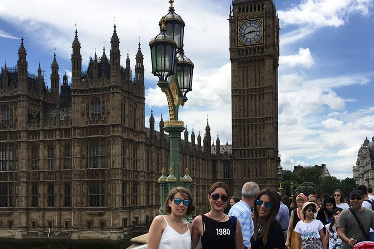 3 / 3 - Alumna de Negocios Internacionales en verano académico en Londres 3 / 3 - Alumna de Negocios Internacionales en verano académico en Londres