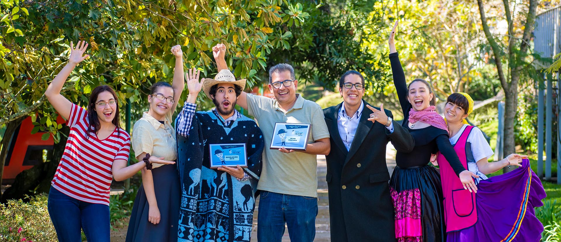 Alumnos obtienen premios en el 5º Festival Interuniversitario de Teatro Anáhuac en la CDMX