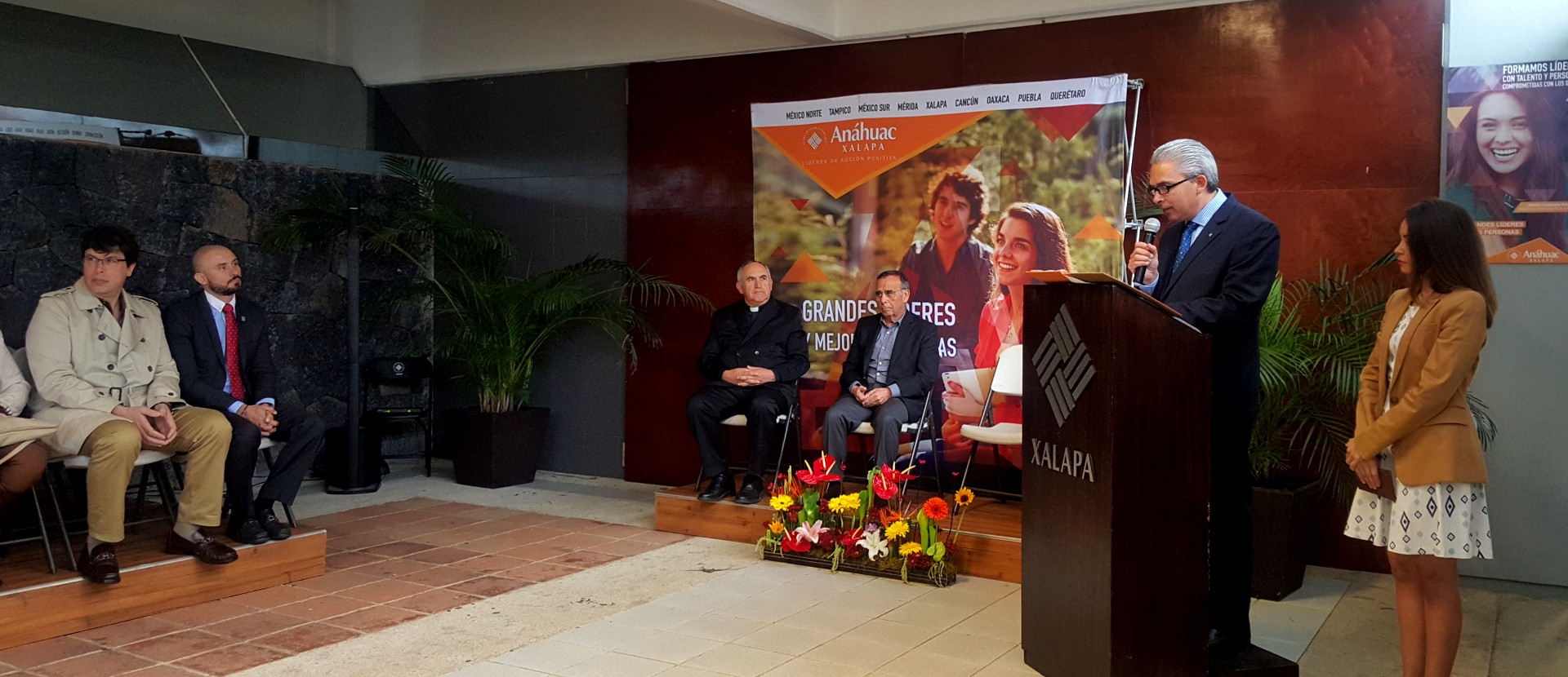 Inaugura Universidad Anáhuac Central Media y Management & Innovation Center