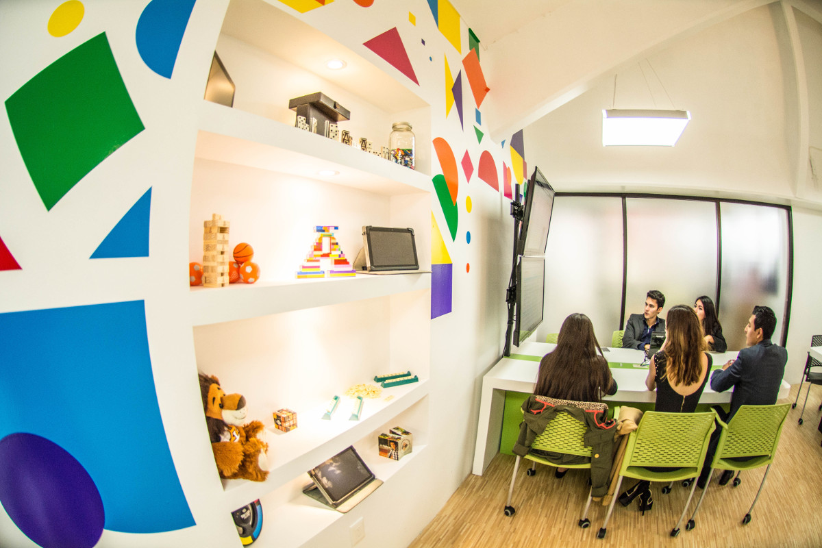 10 / 24 - Inaugura Universidad Anáhuac Central Media y Management &amp; Innovation Center